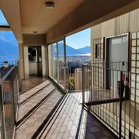 Relax Sul Maggiore, Pool&sauna 公寓